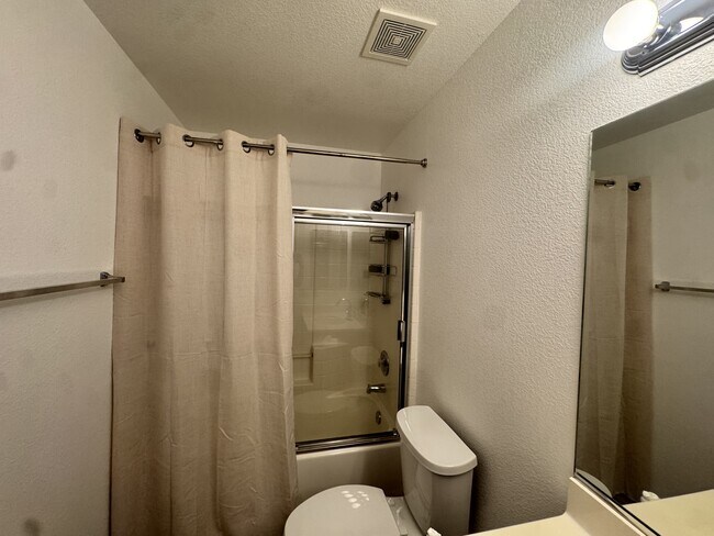 Building Photo - 3423 McCormick Blvd