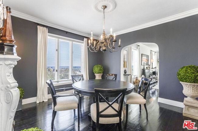 Building Photo - 1424 N Crescent Heights Blvd