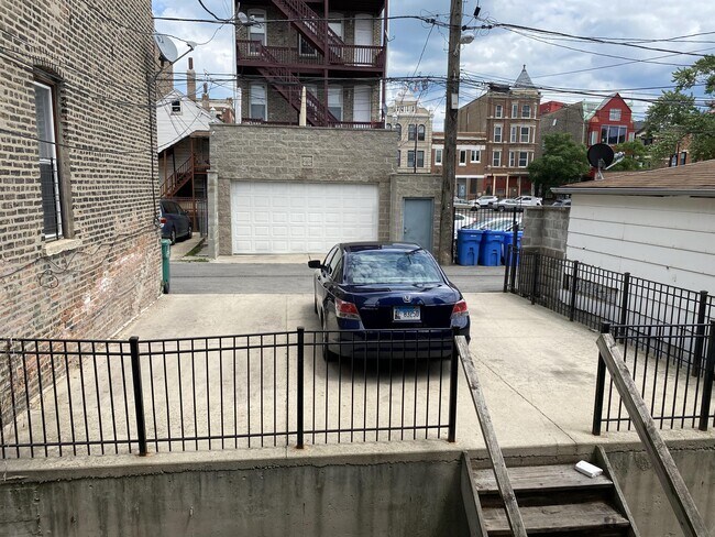 Building Photo - 1847 S Allport St