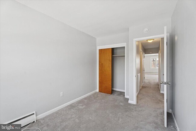 Building Photo - 811 Burmont Rd