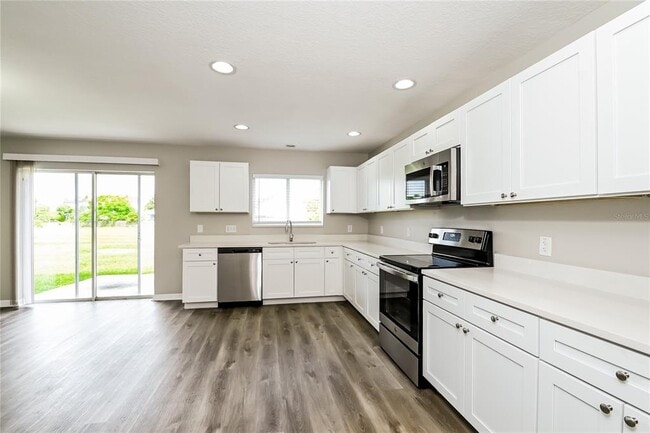 Building Photo - 11167 Golden Silence Dr