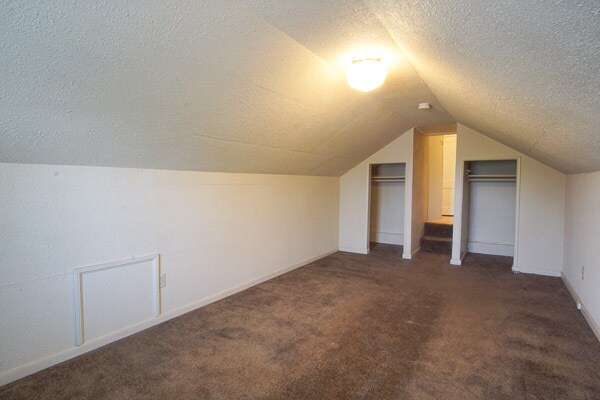 Building Photo - 6425 S Corbett Ave