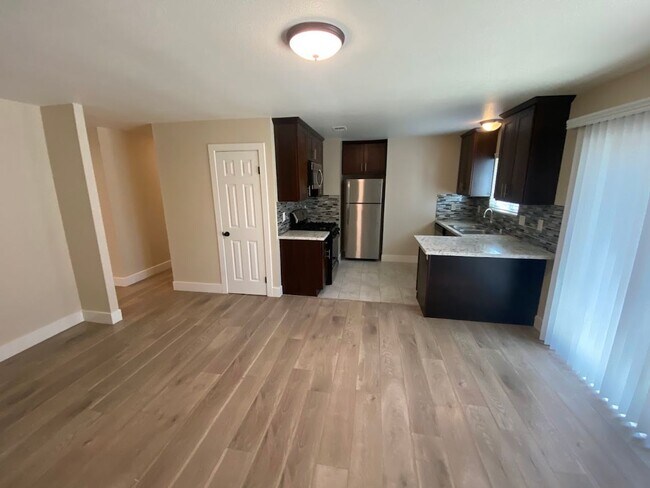 Building Photo - 4013 Andedon Cir