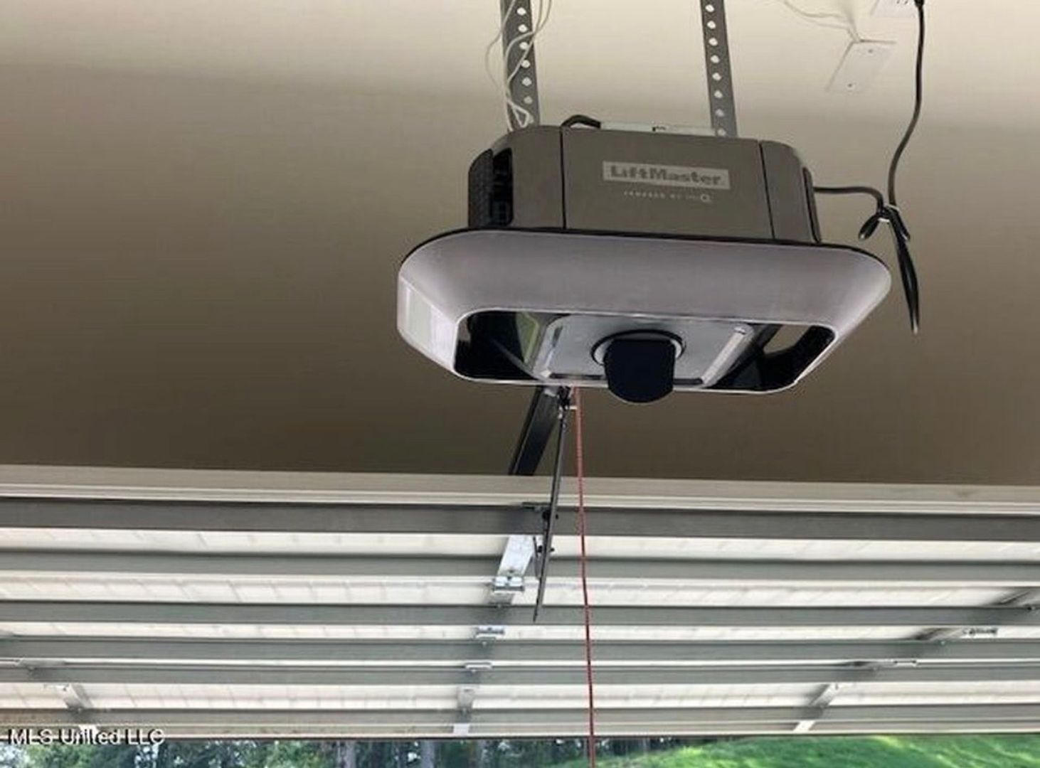 Building Photo - 2534 AC Freeman Dr W