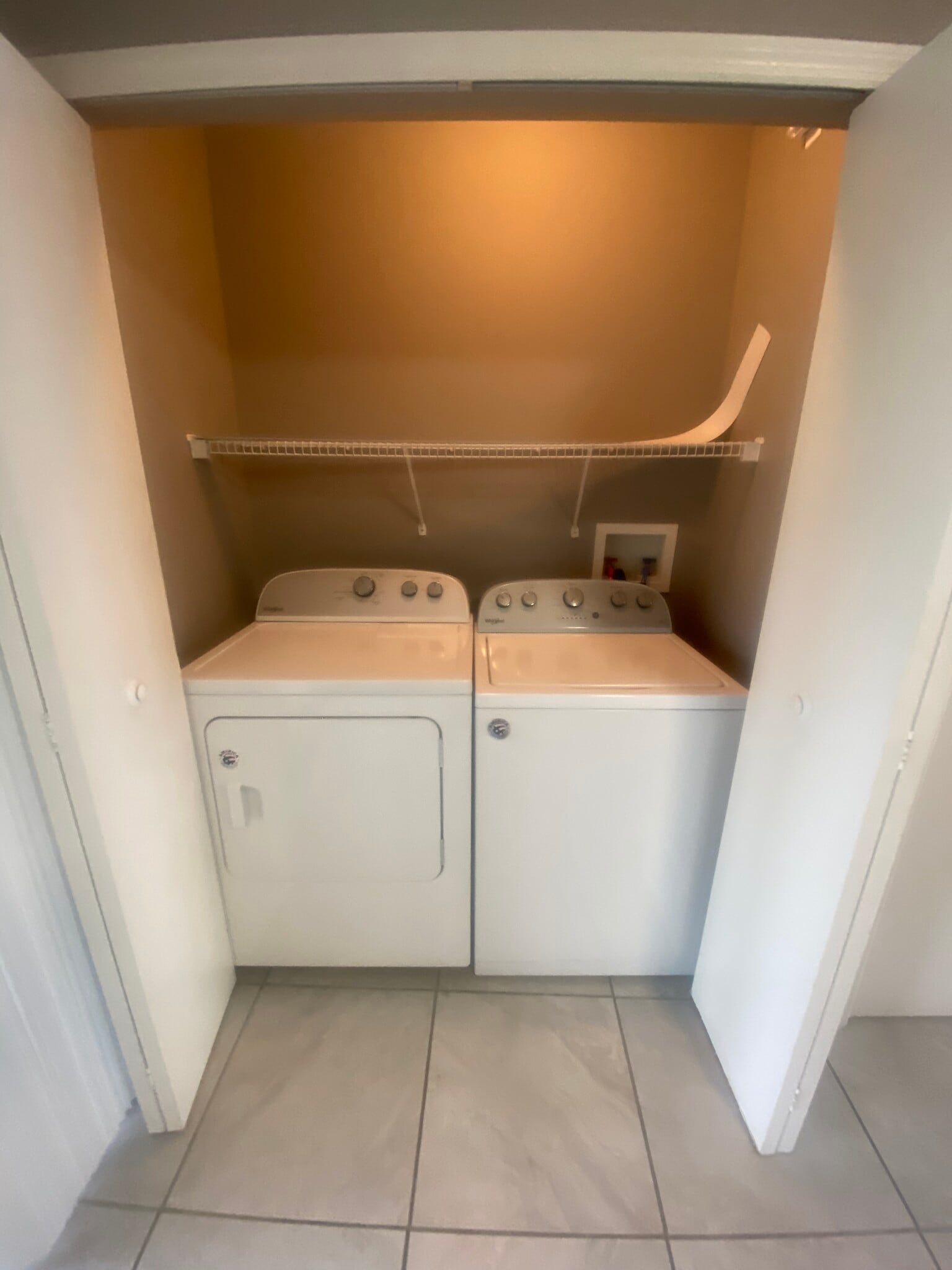 Building Photo - 2469 Lake Woodberry Cir