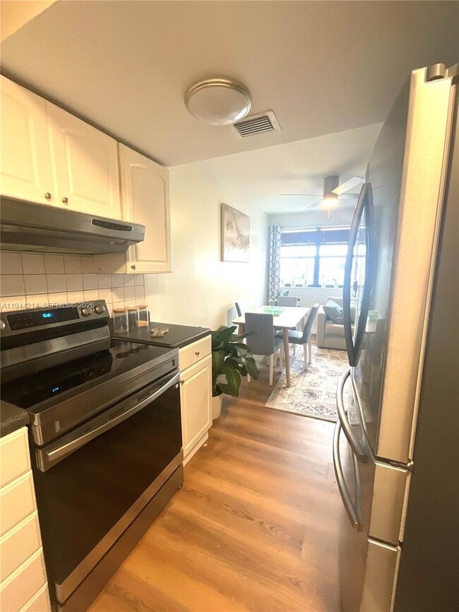 Building Photo - 1390 Ocean Dr