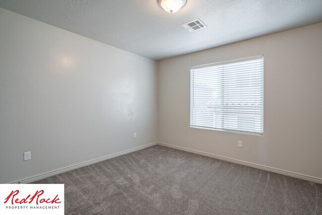 Building Photo - 4 Bedroom Home In The Villas At Sienna Hills