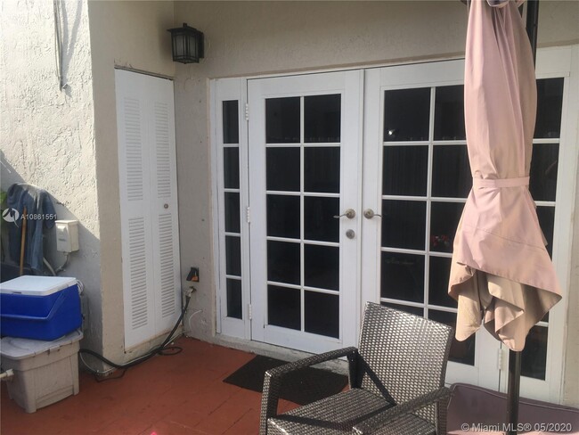 Building Photo - 8336 NW 10th St 4H Miami Fl 33126