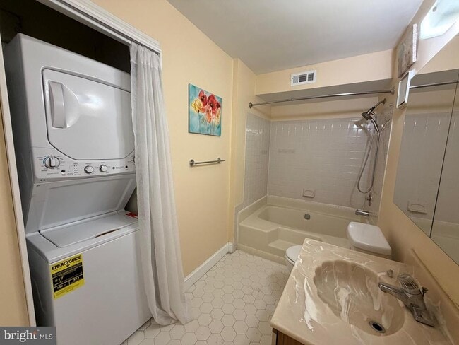 Building Photo - 316 Park Pl Dr