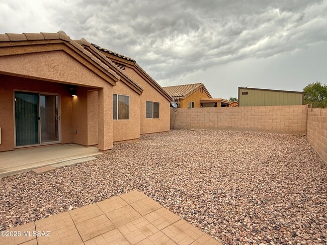 Building Photo - 4689 W Cepa Ln