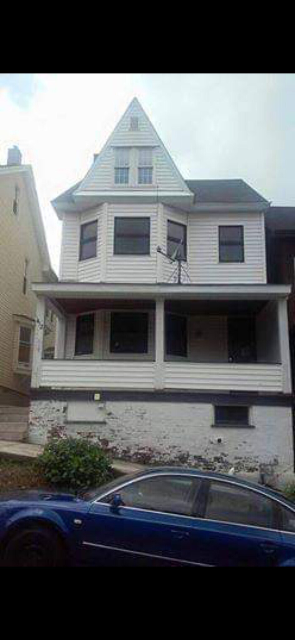 Building Photo - 1412 18th Ave
