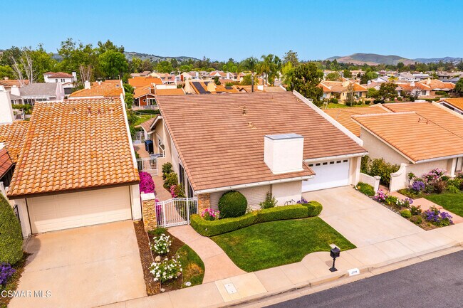 Building Photo - 2379 Leeward Cir