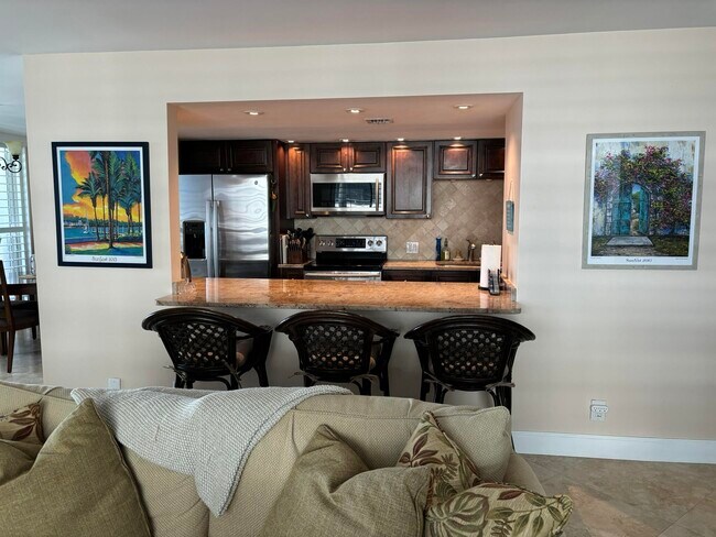 Building Photo - 3570 S Ocean Blvd