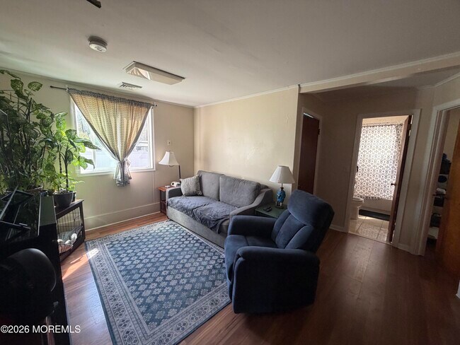 Building Photo - 28 New Monmouth Rd