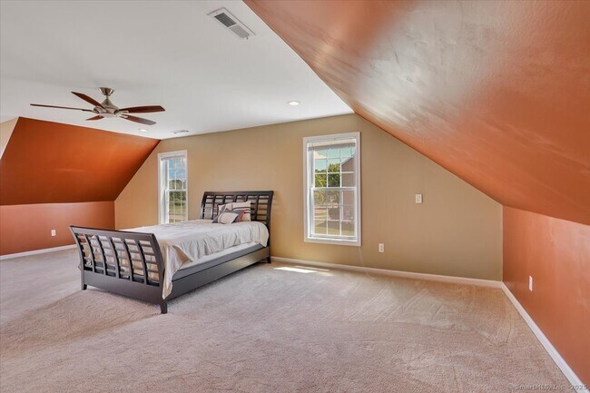 Building Photo - 188 Saddle Hill Dr