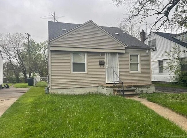 Primary Photo - 20237 Hamburg St