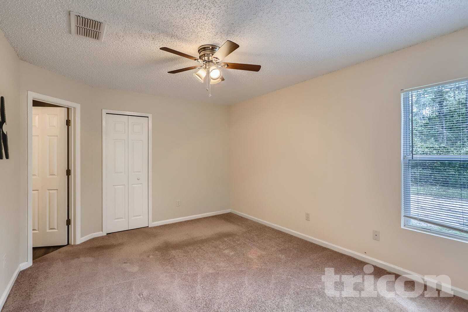 Building Photo - 9 Riddle Pl