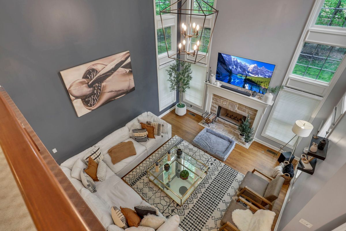 Building Photo - 7097 Pleasant Colony Cir