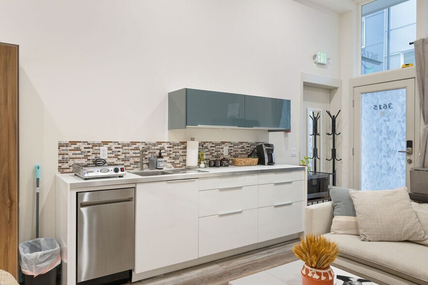 Building Photo - 3615 2nd Ave NW