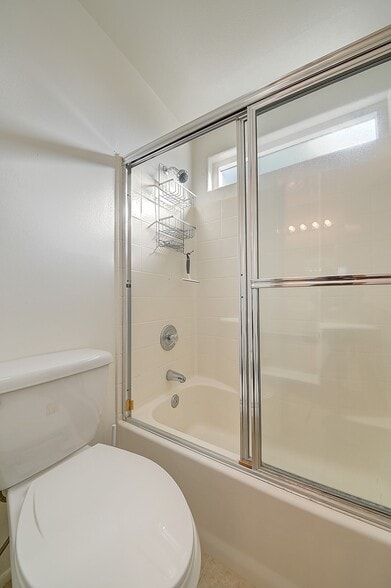 Building Photo - 17054 A Ln