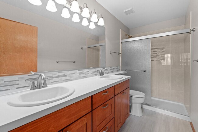 Building Photo - Colbert WA Rancher with Full basement for RENT!