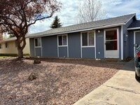 Building Photo - Charming 3-Bedroom Single-Level Home with Spacious Yard!