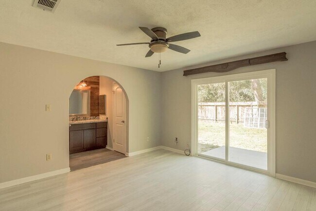 Building Photo - 39 Ginger Springs Pl