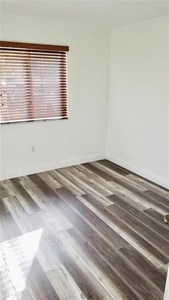 Building Photo - 20554 SW 93rd Ave