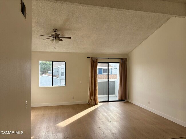 Building Photo - 5144 Longfellow Way