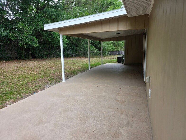 Building Photo - 9205 N Fawn Way