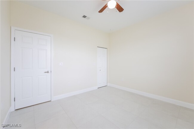 Building Photo - 1125 Capp Ave