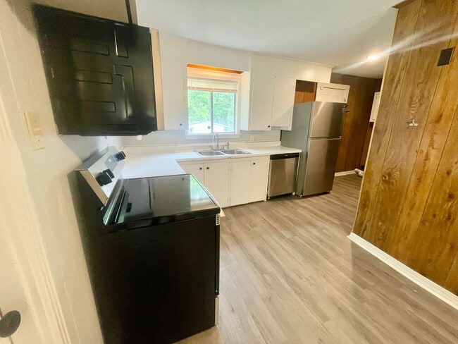 Building Photo - 3 BR/1 BA home in Pearl for Rent!!
