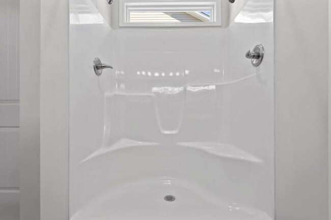 Building Photo - Townhome for Rent with Covered Patio!