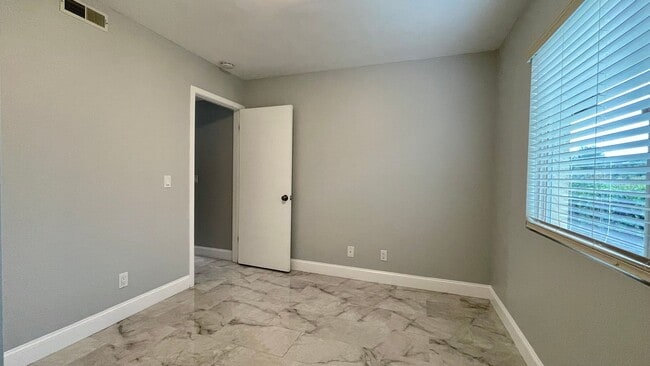 Building Photo - Beautifully Updated, 3-Bed Orcutt Condo w/ Pool and Basketball Court