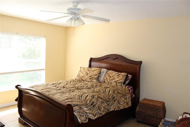 Building Photo - 10309 Avelar Ridge Dr