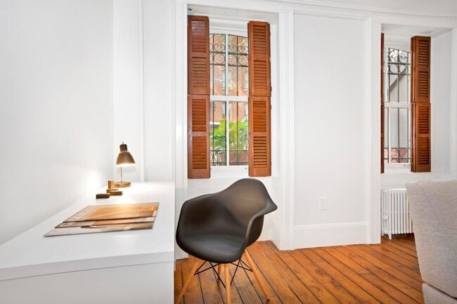 Building Photo - 100 Mercer St