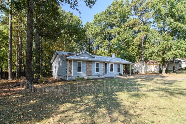 Building Photo - 2404 Glenmore Ct