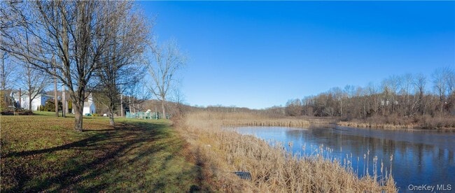 Building Photo - 33 Holmes Rd