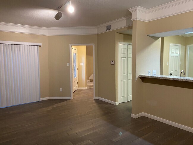 Building Photo - 12625 Memorial Dr