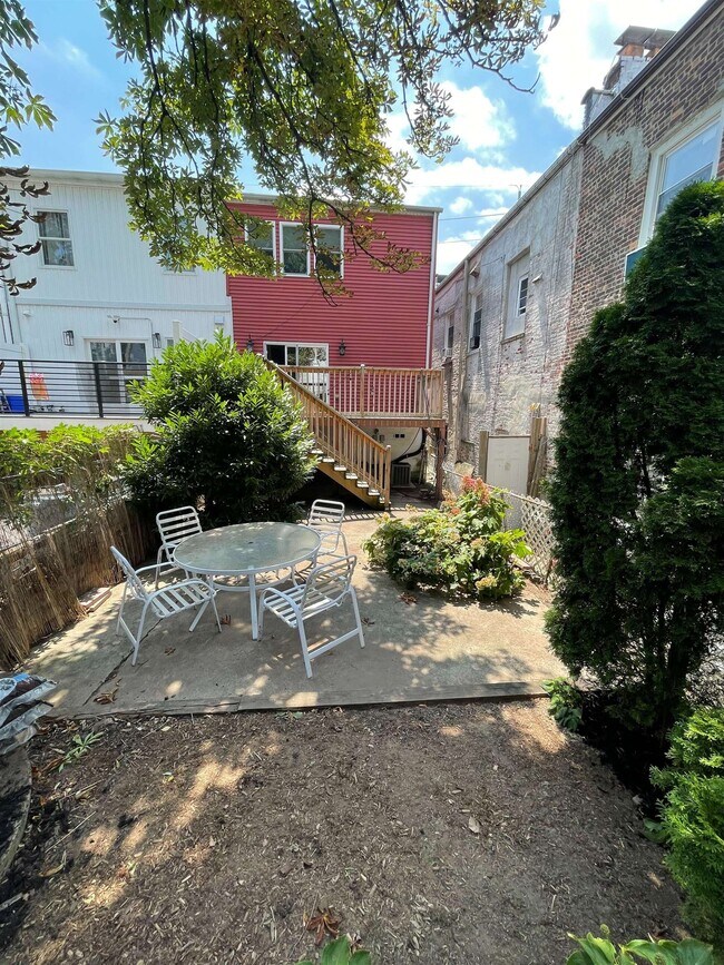 Building Photo - 138 North St