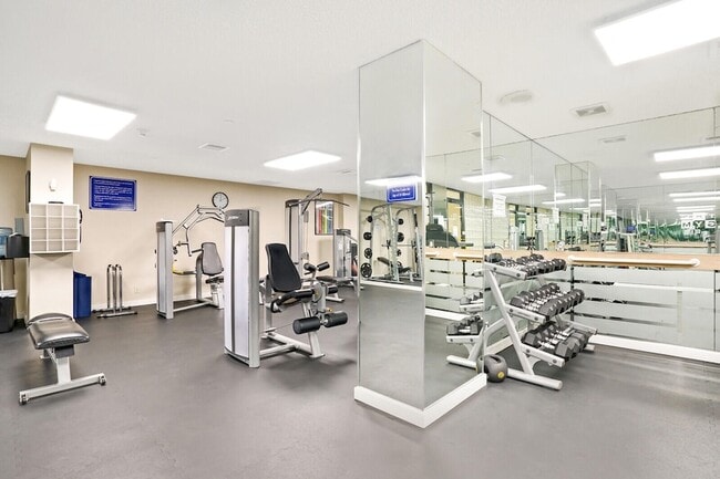 Building Photo - 4000 N Ocean Dr