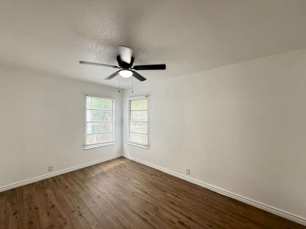 Building Photo - 206 Covina Ave