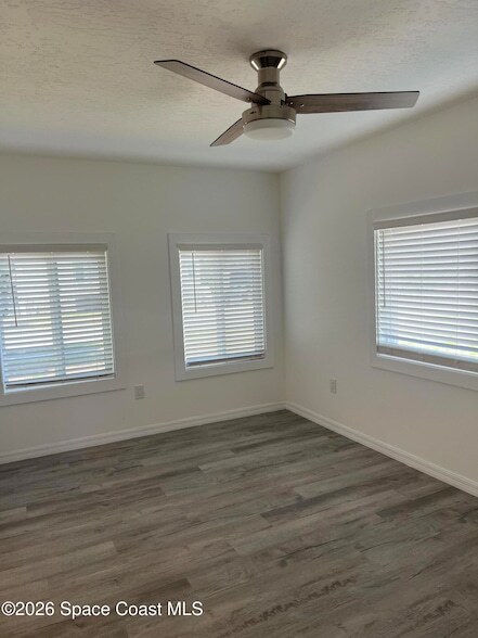 Building Photo - 1071 Cadillac Dr NE