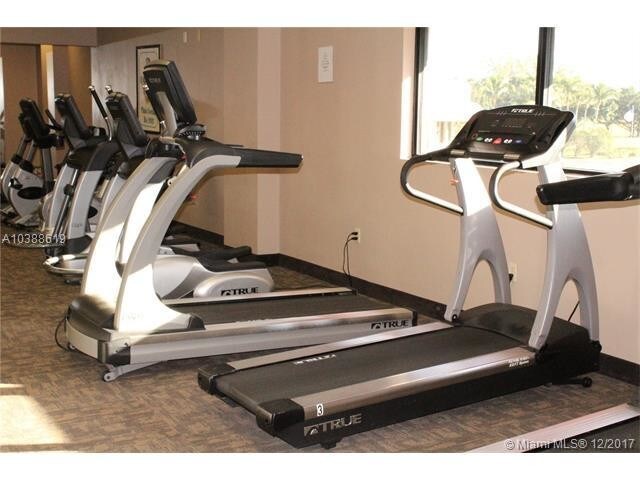 Building Photo - 361 S Hollybrook Dr