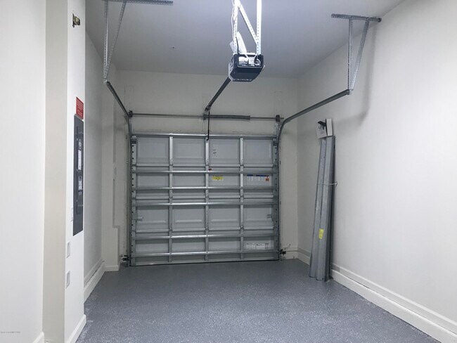 Building Photo - 4027 Meander Pl