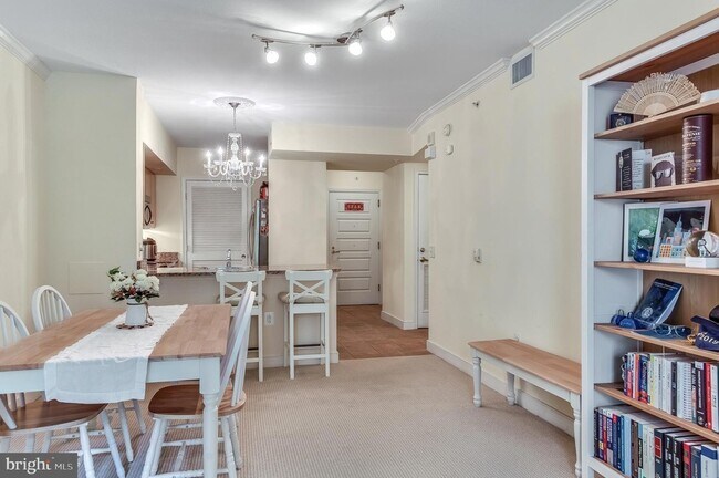 Building Photo - 631 D St NW