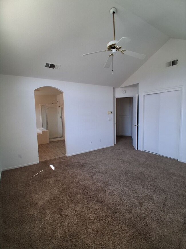 Building Photo - 277 W El Paso Ave