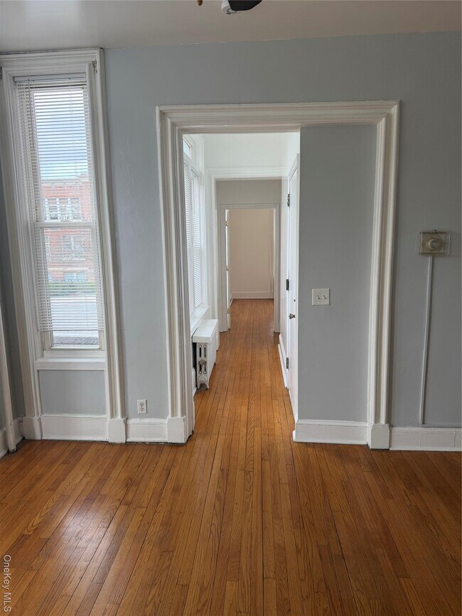 Building Photo - 109 Montgomery St