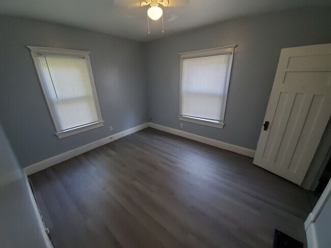 Building Photo - 519 Homewood Ave
