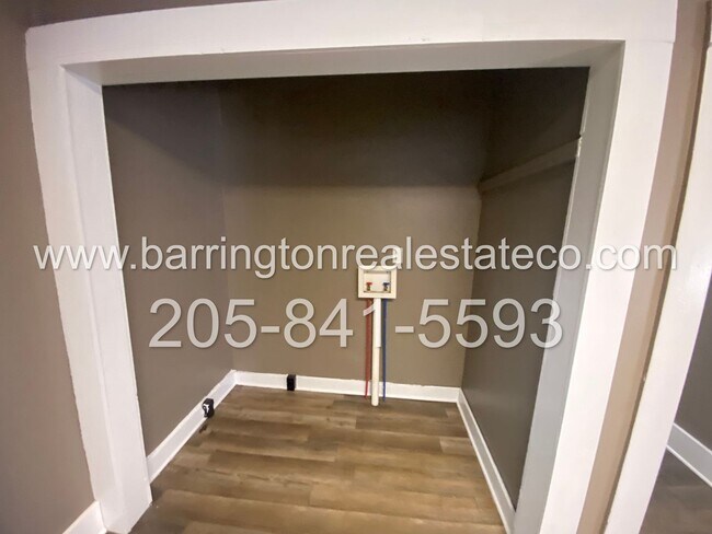 Building Photo - Birmingham/Jefferson Hills